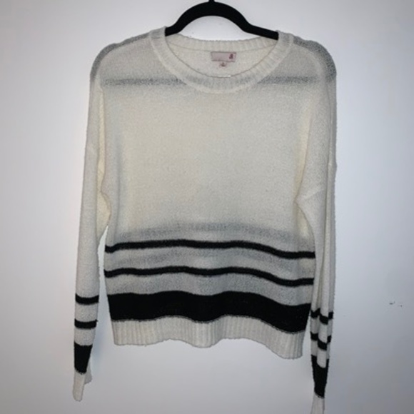 🦋 SO Crew Neck Striped White & Black Sweat… - Picture 3 of 4